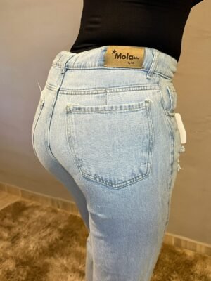 jean baggy rígido con roturas